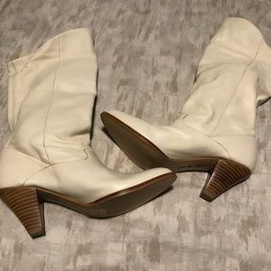 Steve Madden Lansing white leather slouch boots with heel size 7